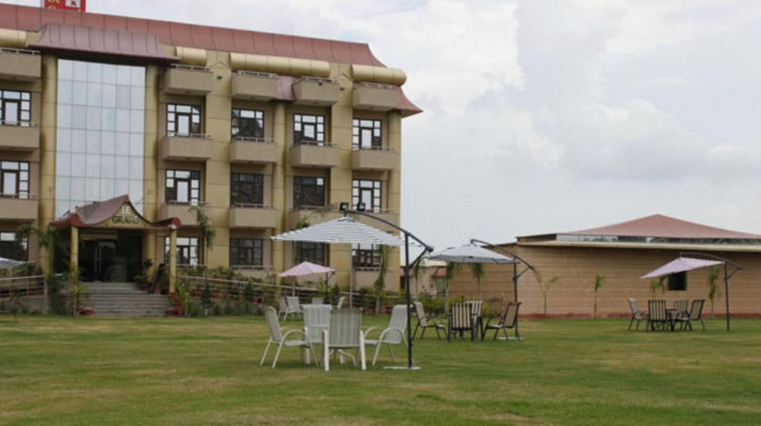Le Grand Regency Hotel Greater Noida Bagian luar foto