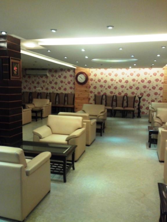 Le Grand Regency Hotel Greater Noida Bagian luar foto
