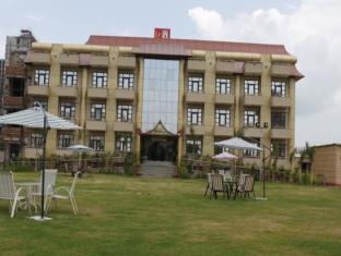 Le Grand Regency Hotel Greater Noida Bagian luar foto